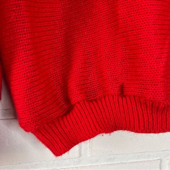 Vintage Red Floral Embroidered Dolman Sleeve Sweater 44 - Picture 8 of 9